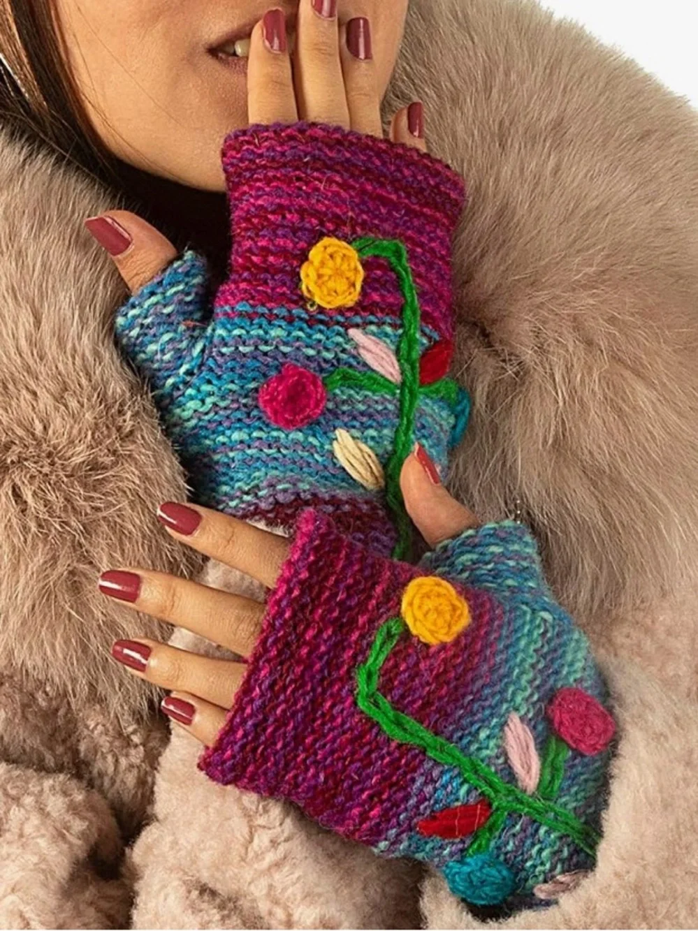 NWT Artisan Womens Colorful Warm Winter Wool Hand Knit Crochet Fingerless Gloves